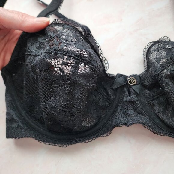 VICTORIA'S SECRET Body by Victoria Unlined Demi in black lace size 36C - Picture 4 of 7